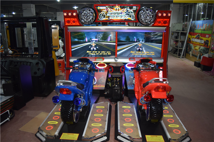 广州游戏机厂家出品的赛车游戏机